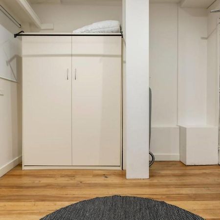 Readyset Apartments On Anthony Мельбурн Экстерьер фото