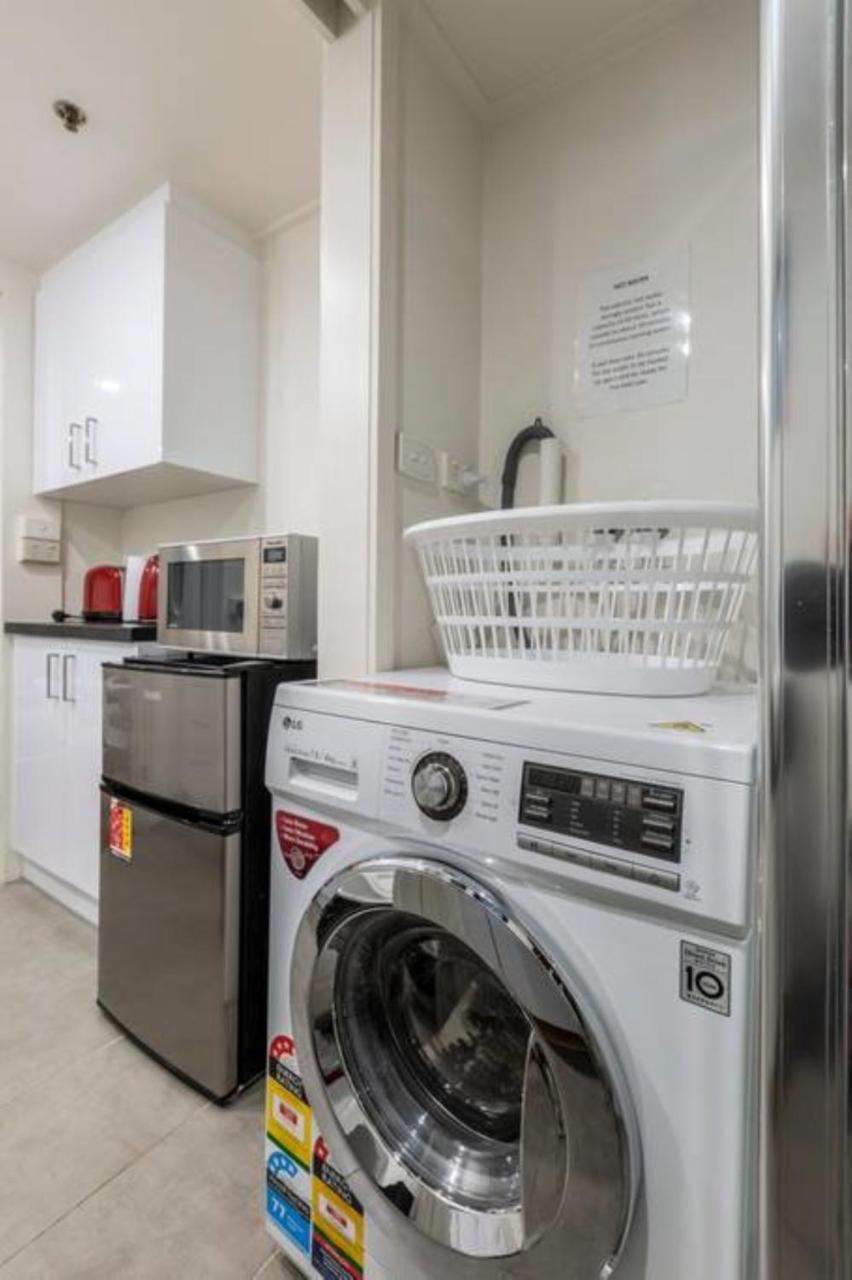 Readyset Apartments On Anthony Мельбурн Экстерьер фото